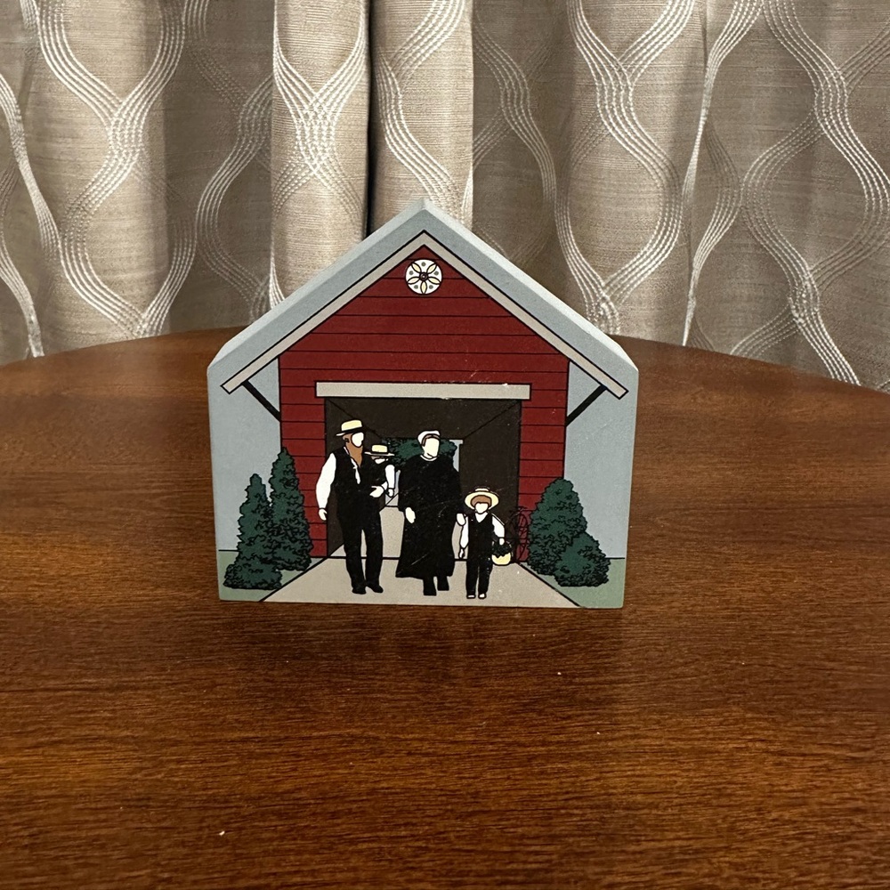 Amish Family Hometown Collectibles